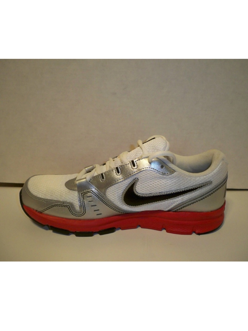 Nike Flex Show TR White T3 size 12 men